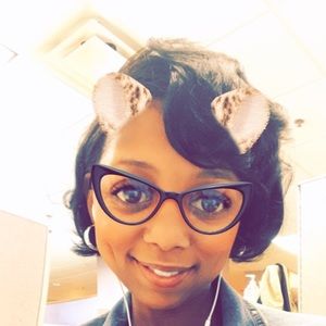 Meet your Posher, Cece